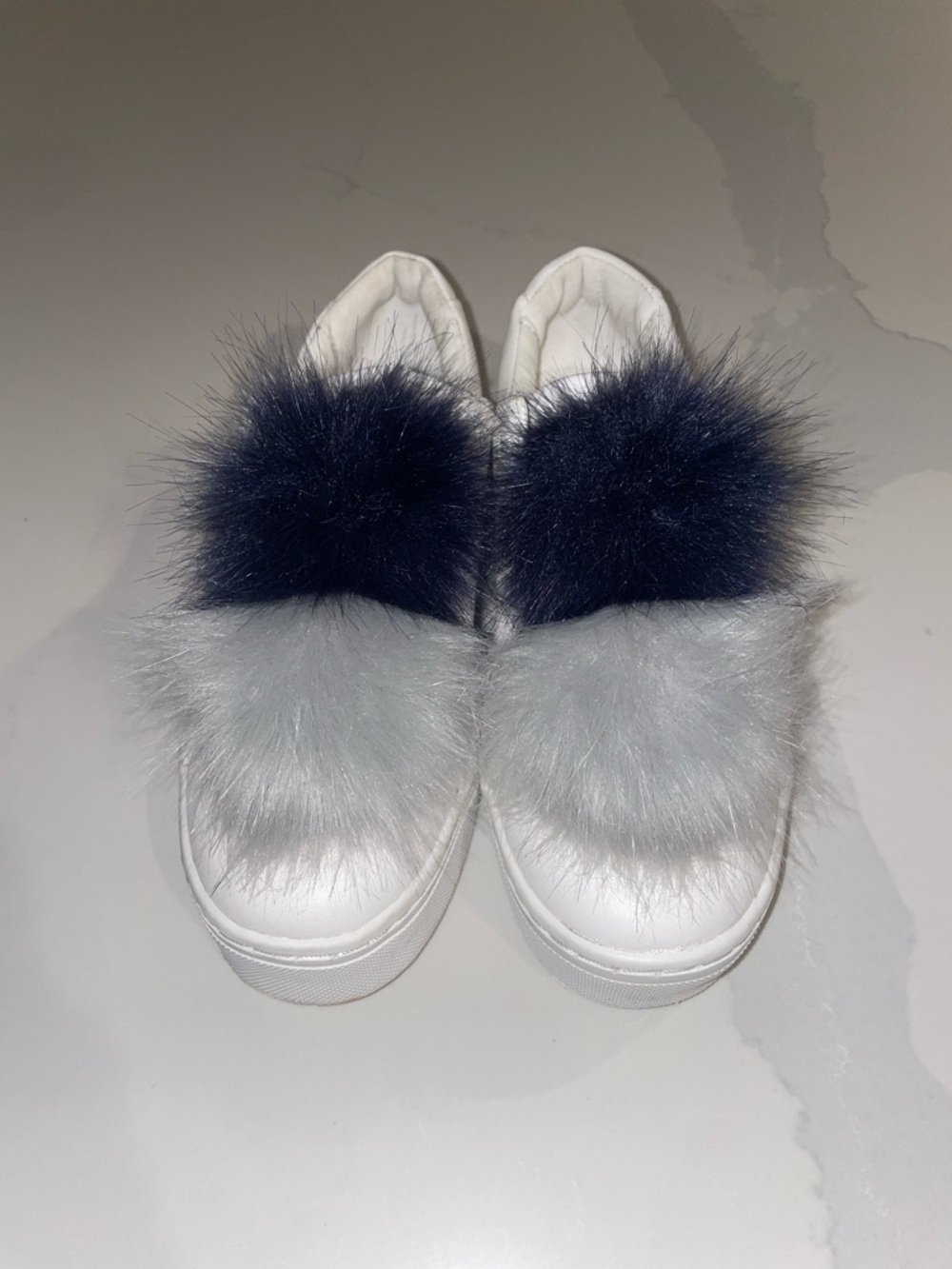 Sam Edelman Leya 7.5 white sneakers with Grey and Navy Blue pom poms